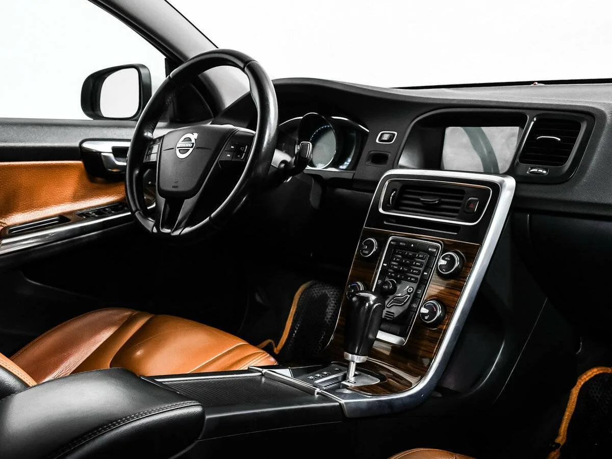 Volvo S60