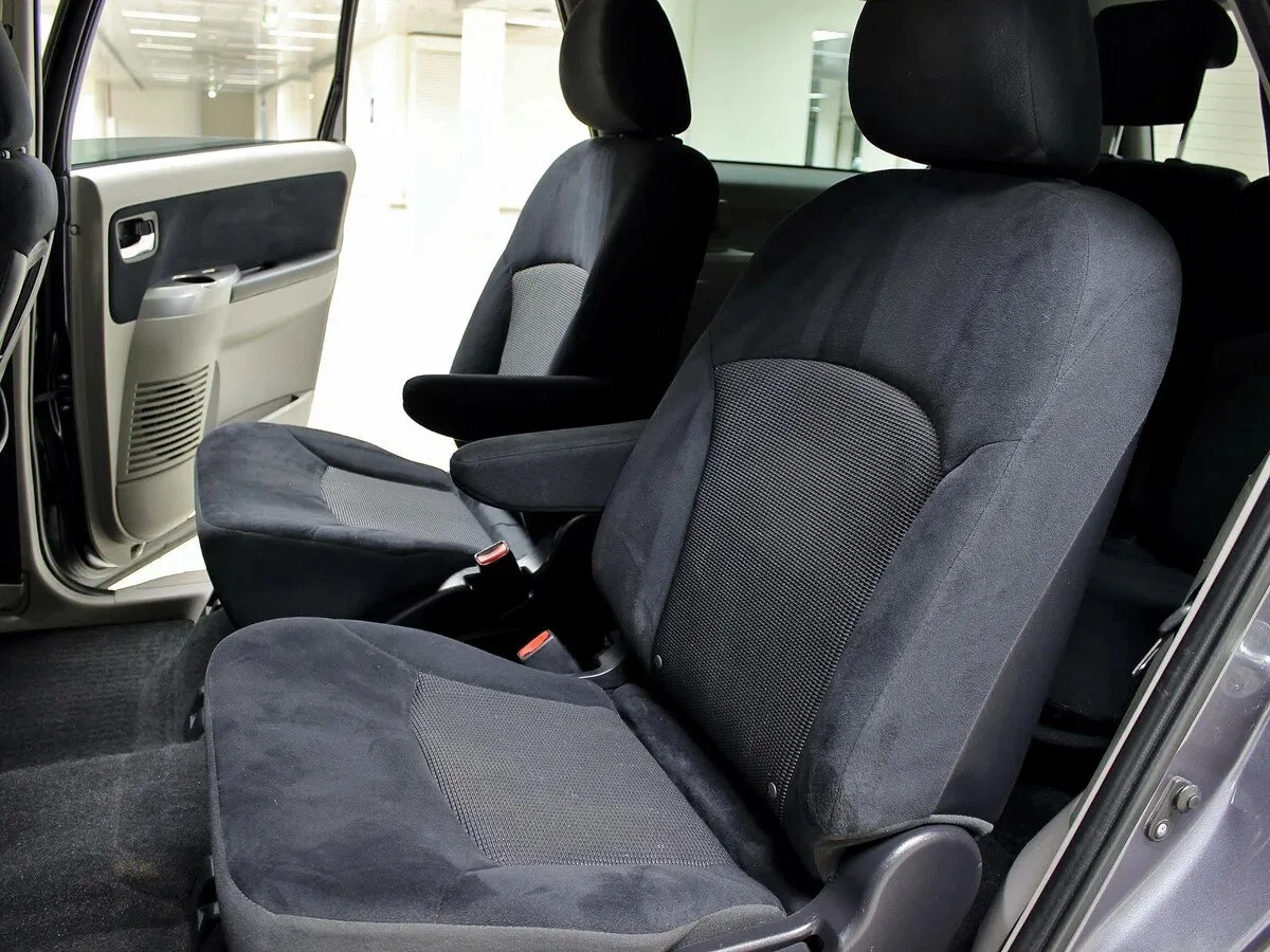 Mitsubishi Grandis