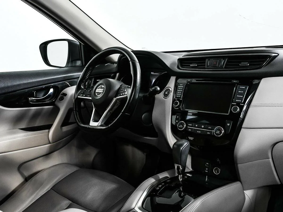 Nissan X Trail