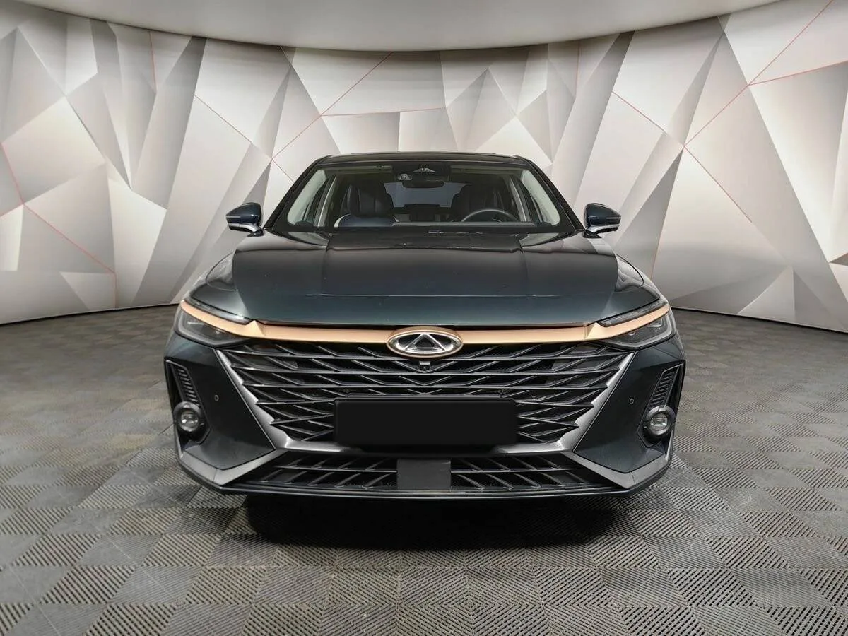 Chery Arrizo 8