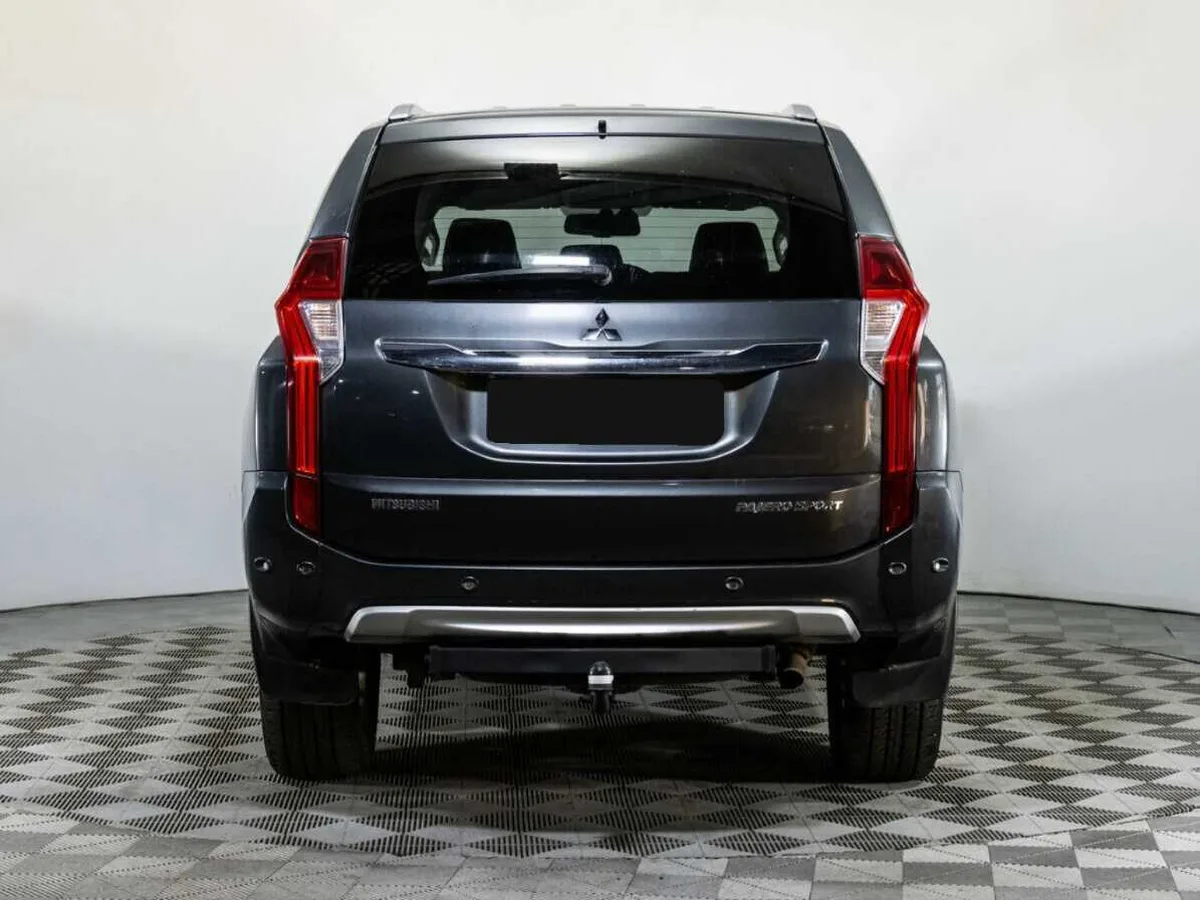 Mitsubishi Pajero Sport