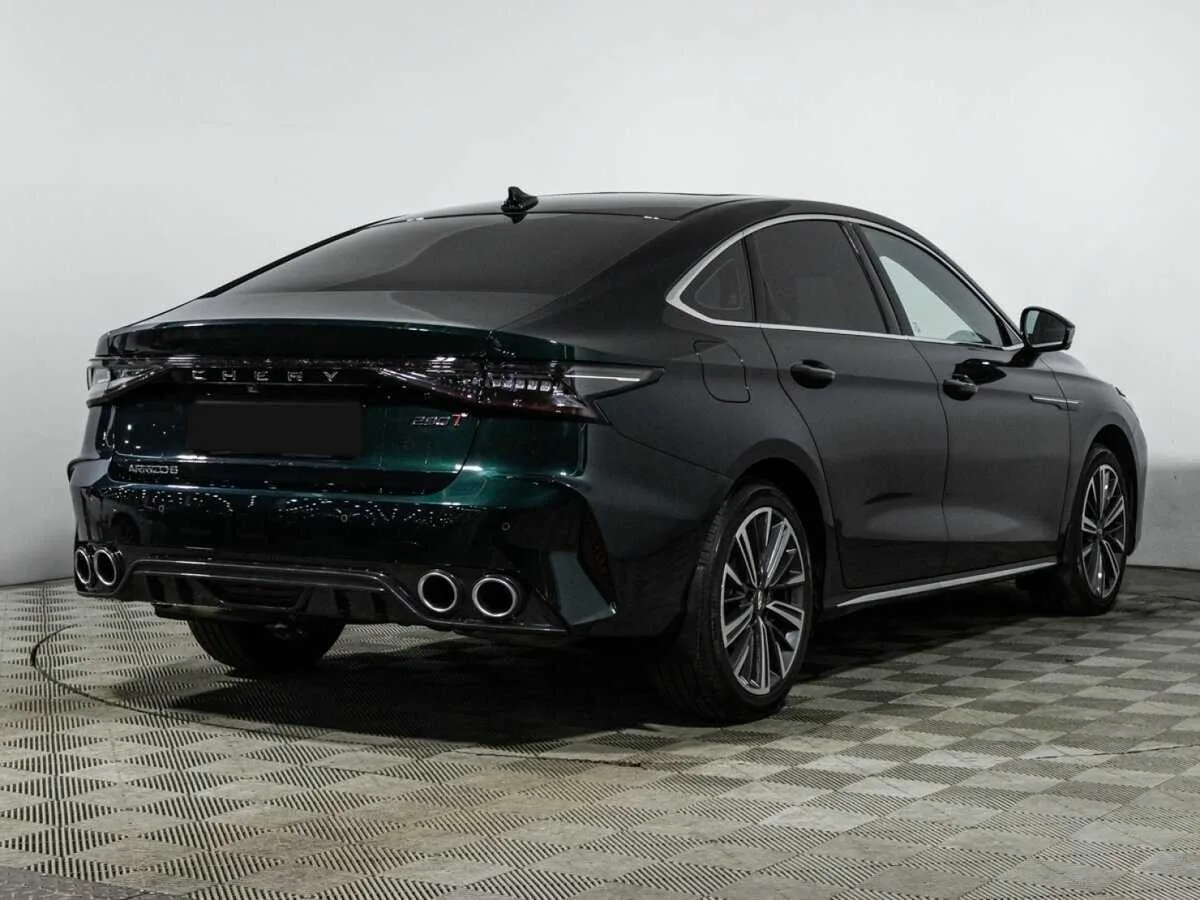 Chery Arrizo 8