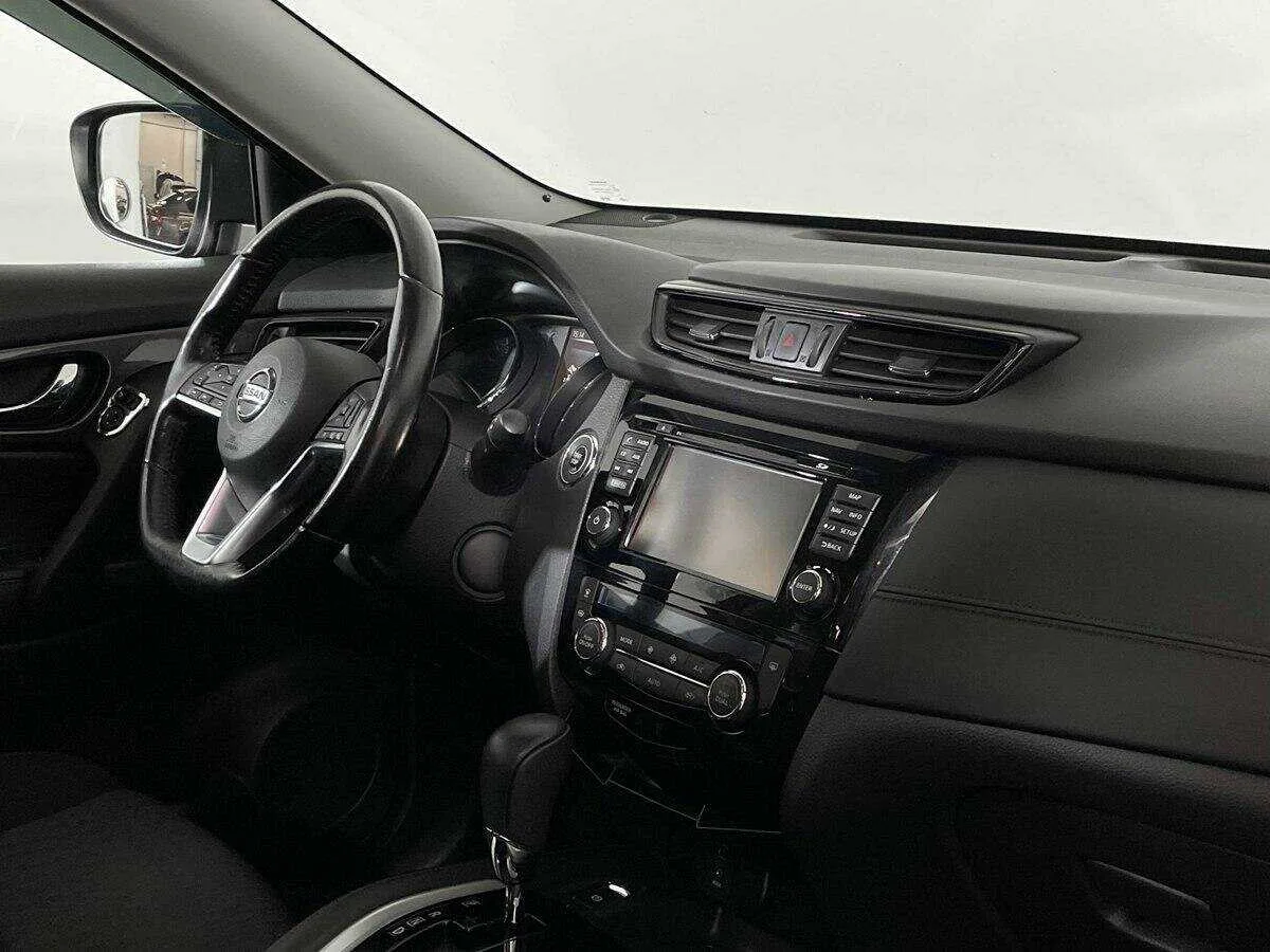 Nissan X Trail