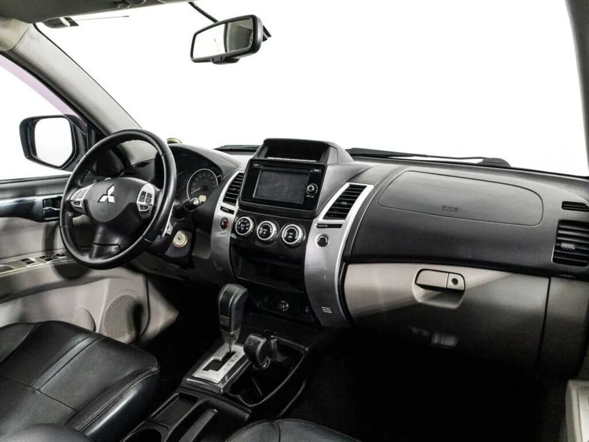 Mitsubishi Pajero Sport