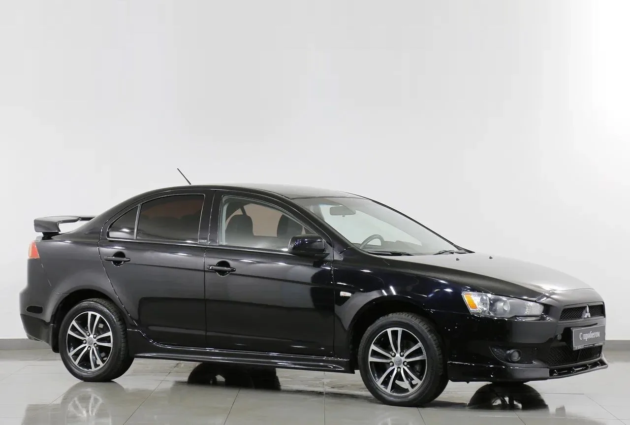 Mitsubishi Lancer