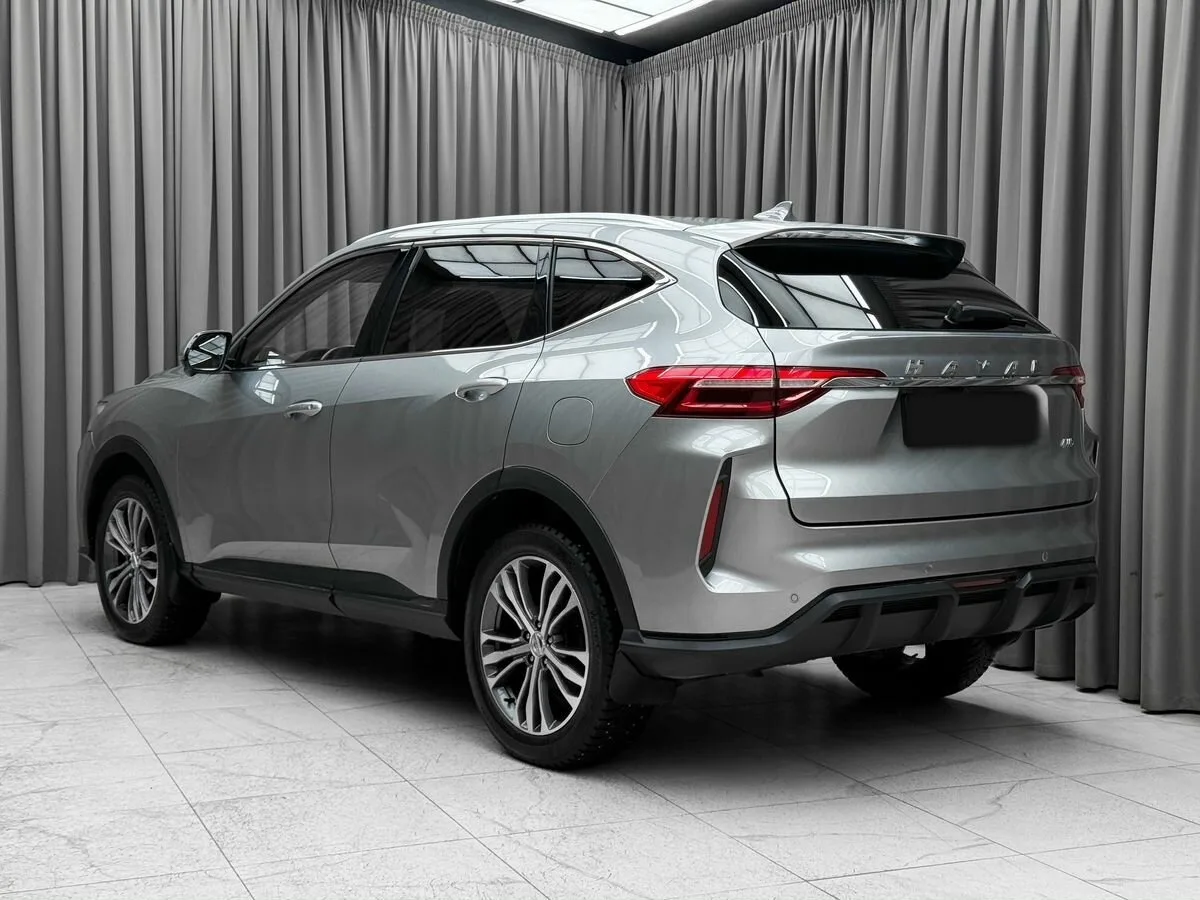 Haval F7