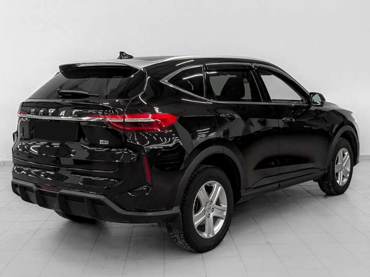 Haval F7