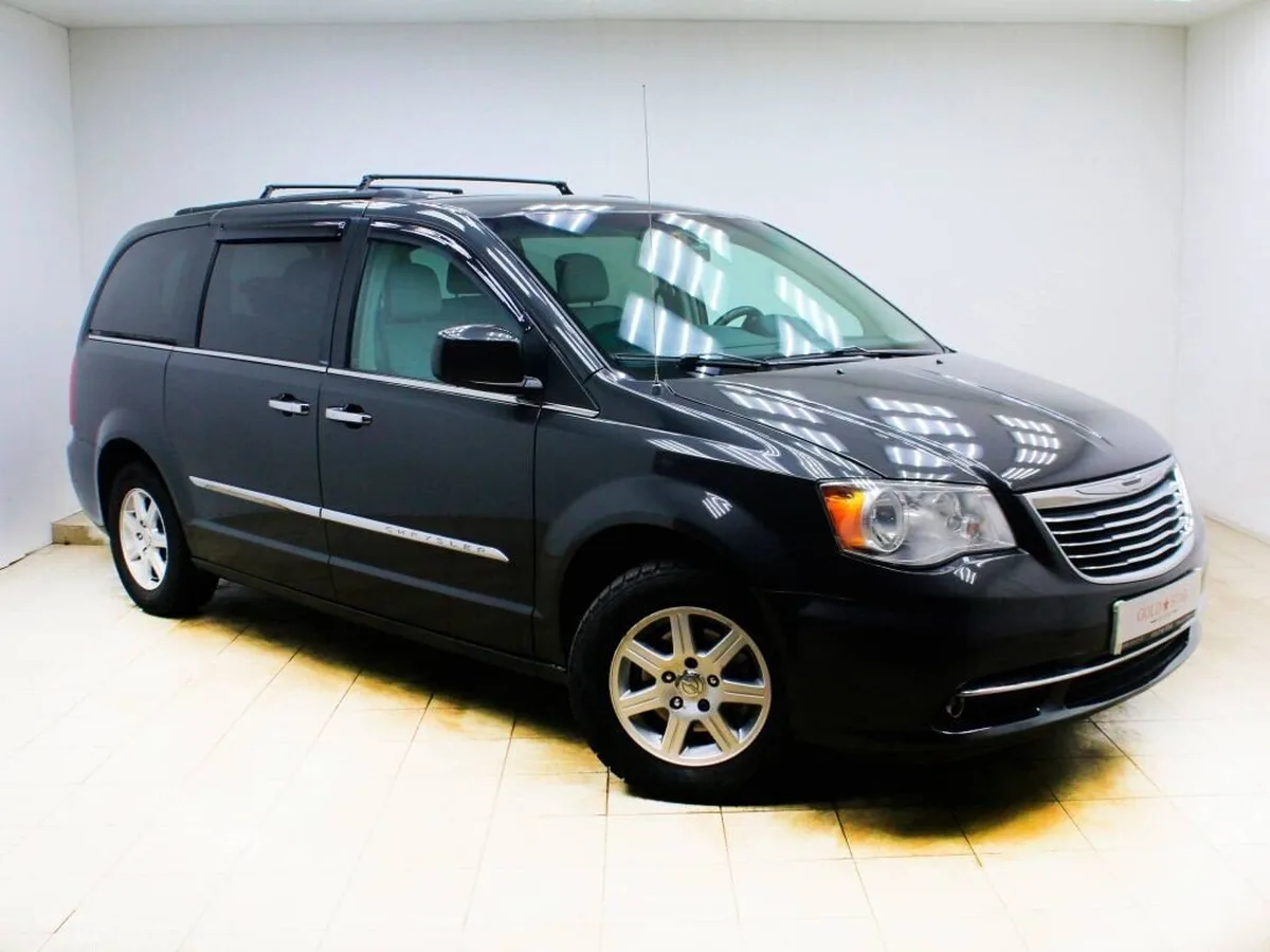 Chrysler Town &amp; Country