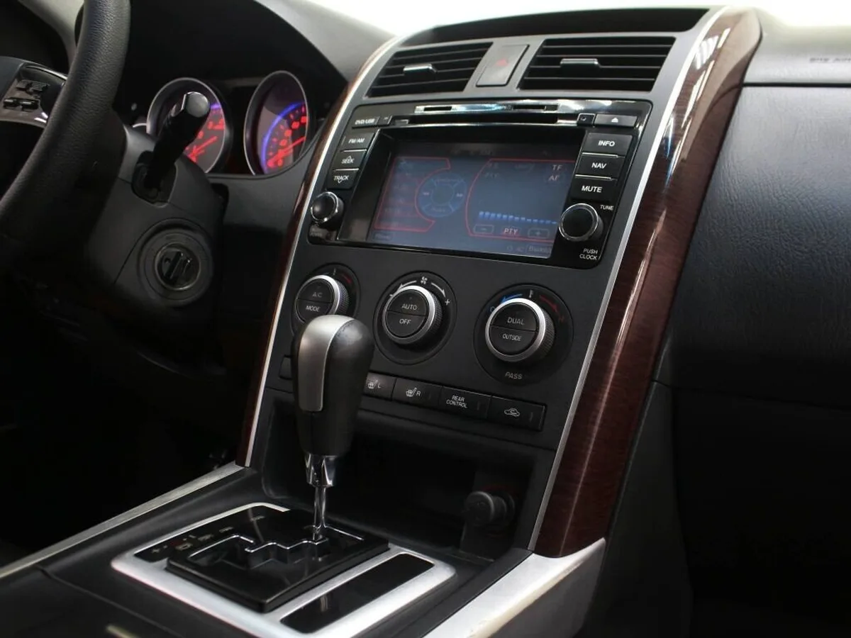 Mazda CX-9