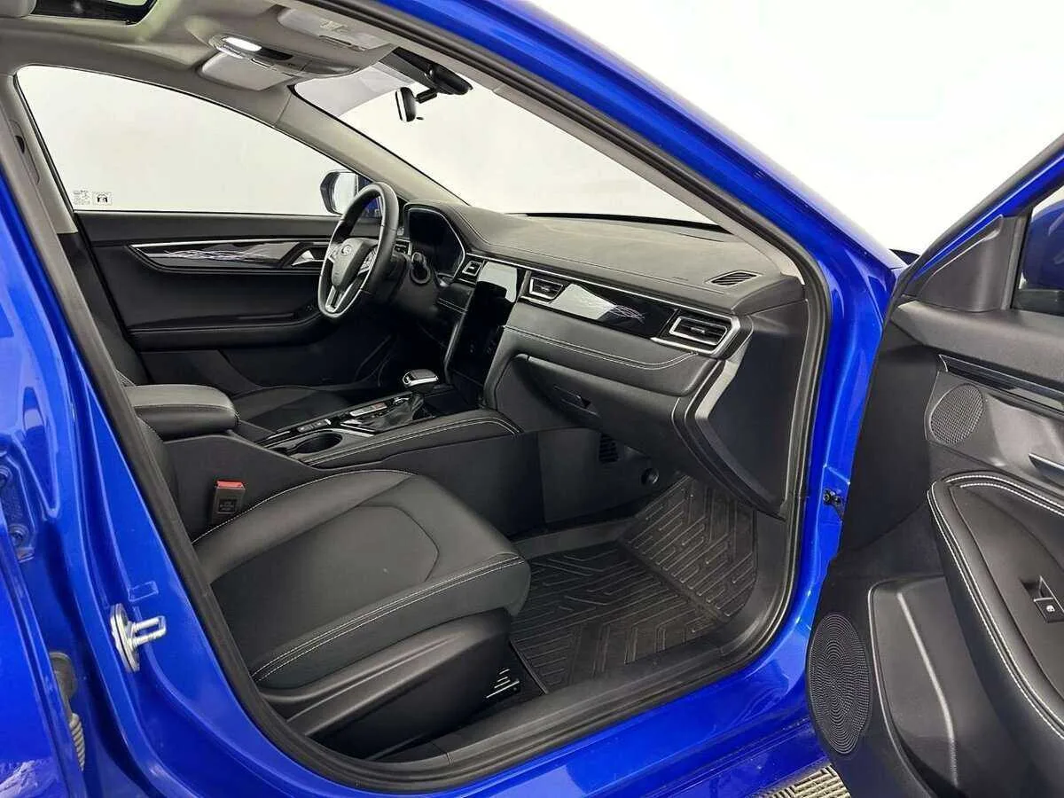 JAC J7