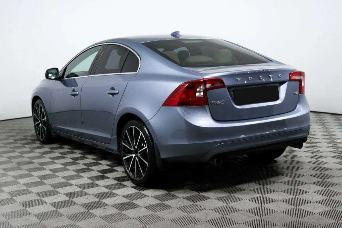 Volvo S60