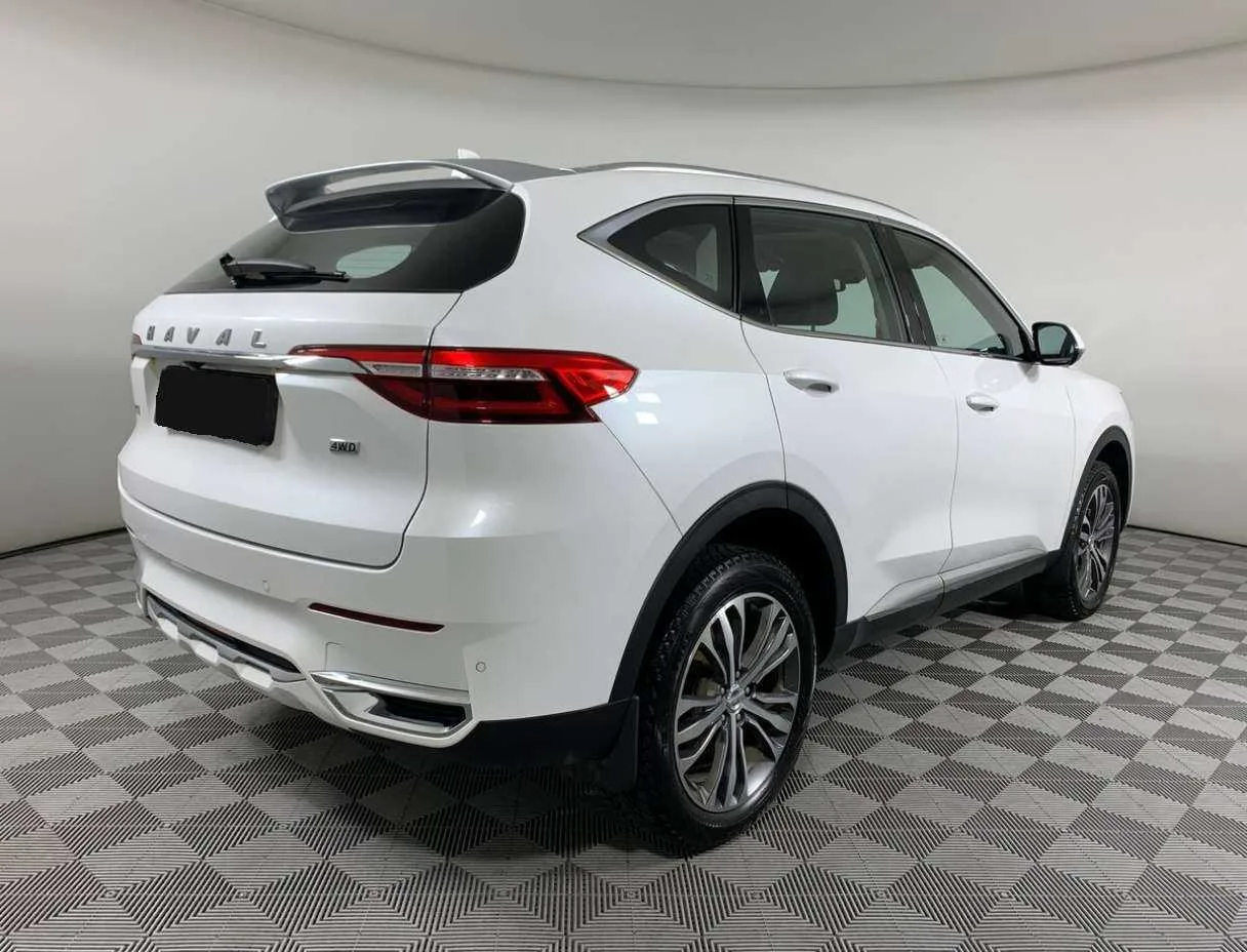Haval F7