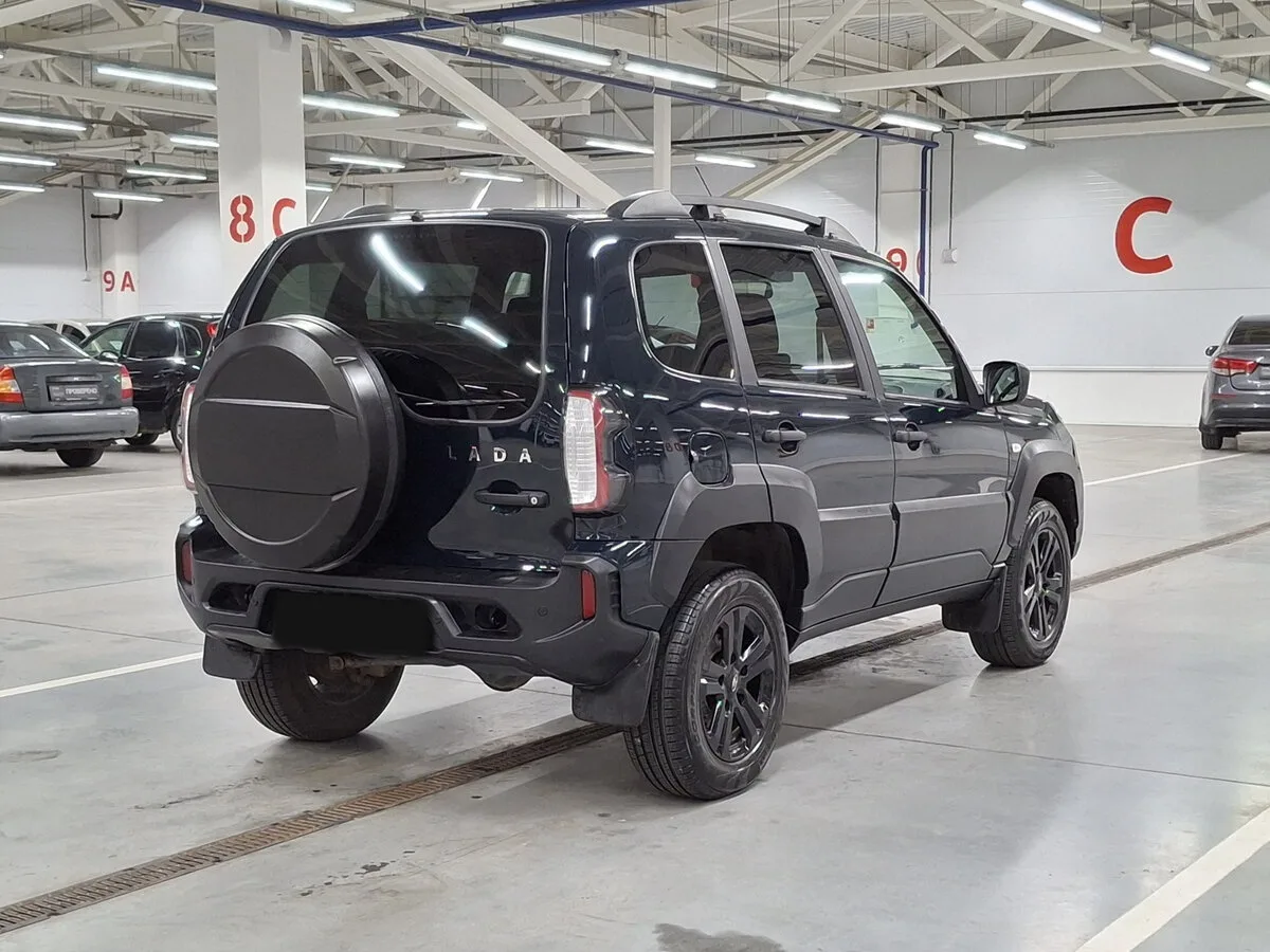 LADA (ВАЗ) Niva Travel