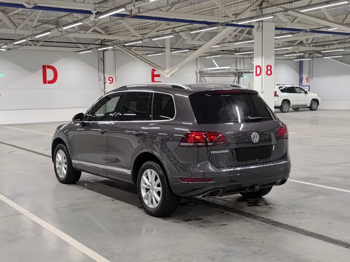 Volkswagen Touareg