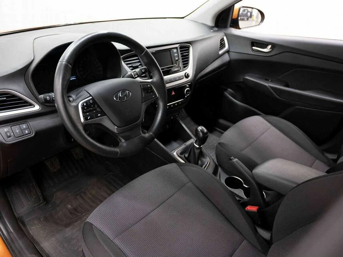 Hyundai Solaris