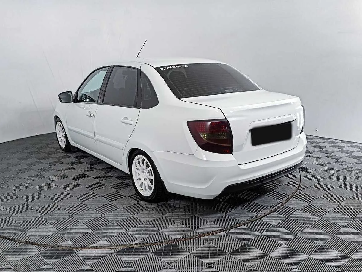 LADA (ВАЗ) Granta