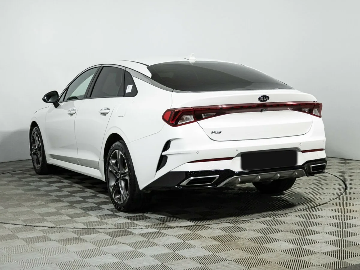 Kia K5