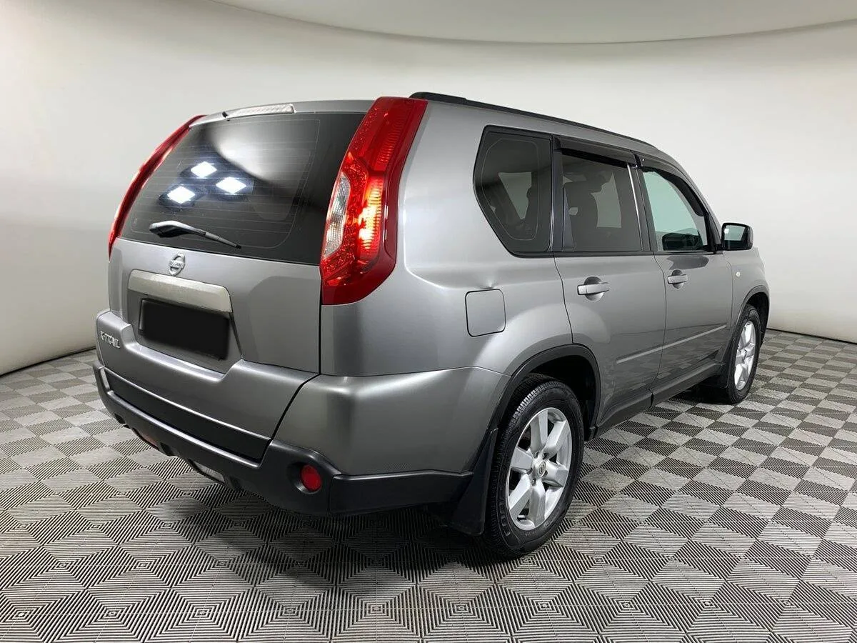 Nissan X Trail