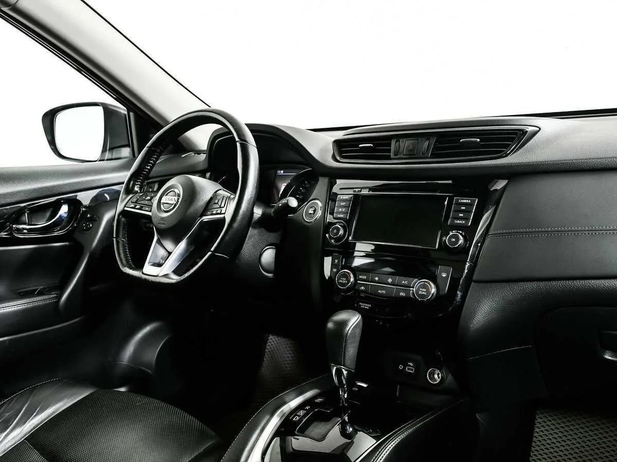 Nissan X Trail