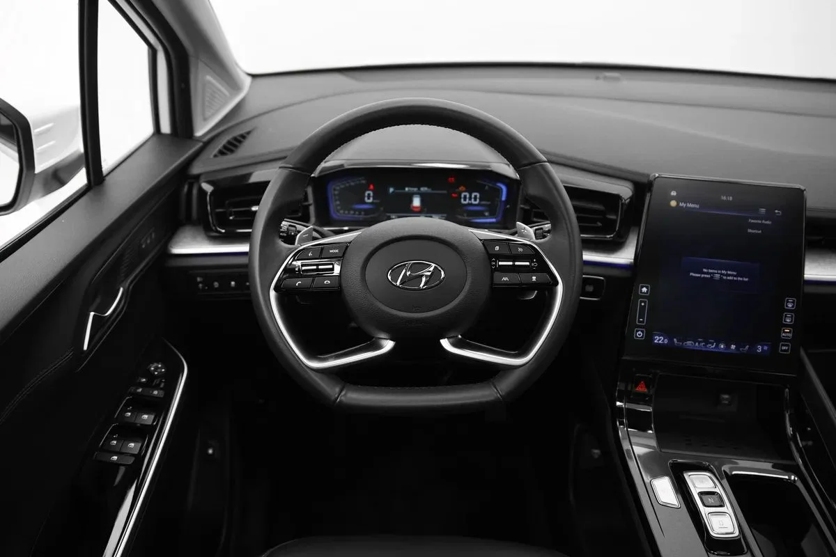 Hyundai Custo