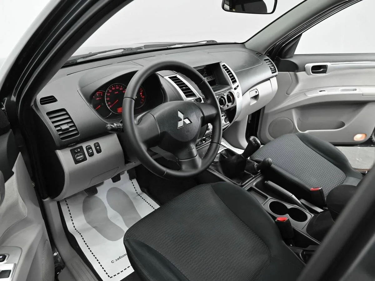 Mitsubishi Pajero Sport