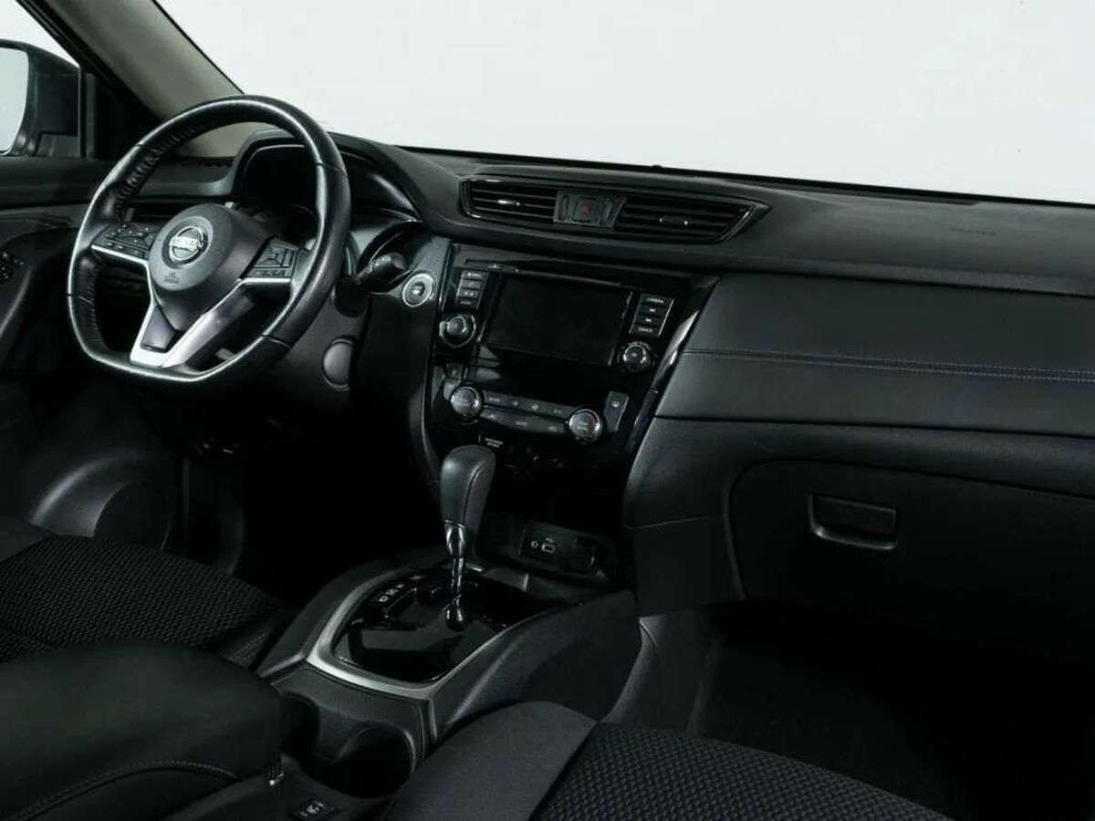 Nissan X Trail