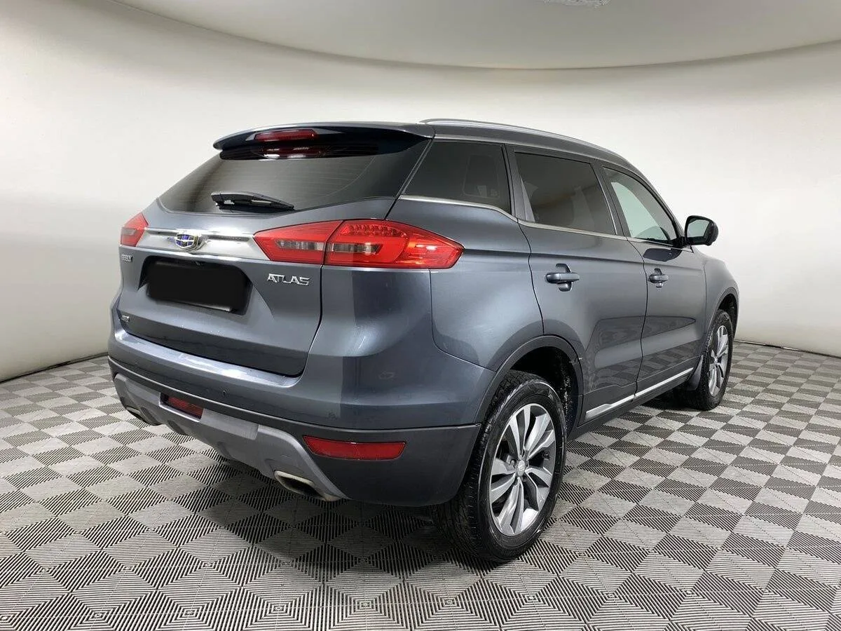 Geely Atlas