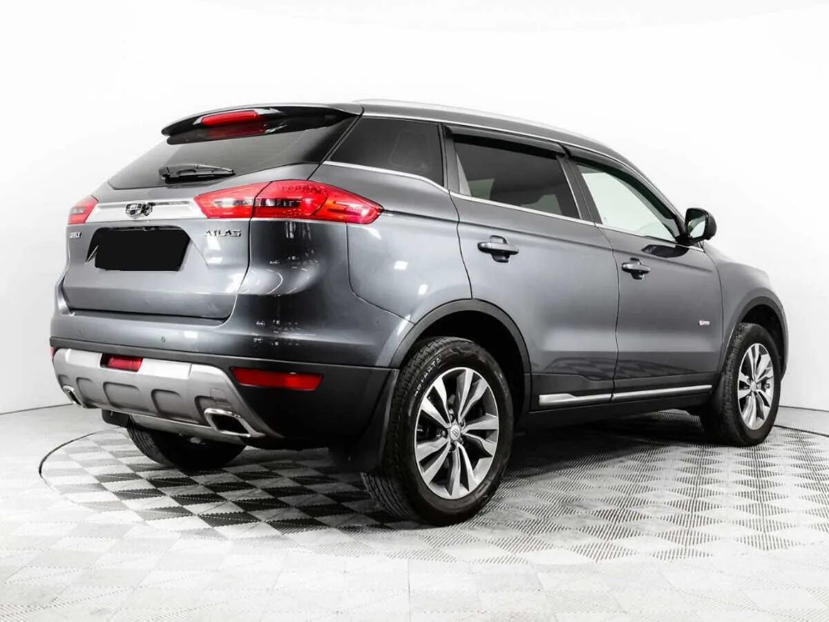 Geely Atlas