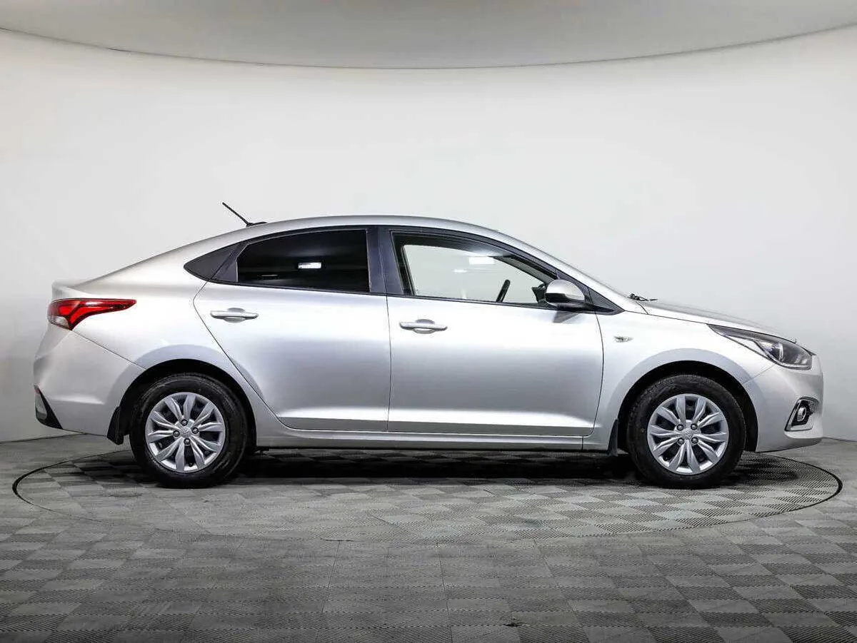 Hyundai Solaris