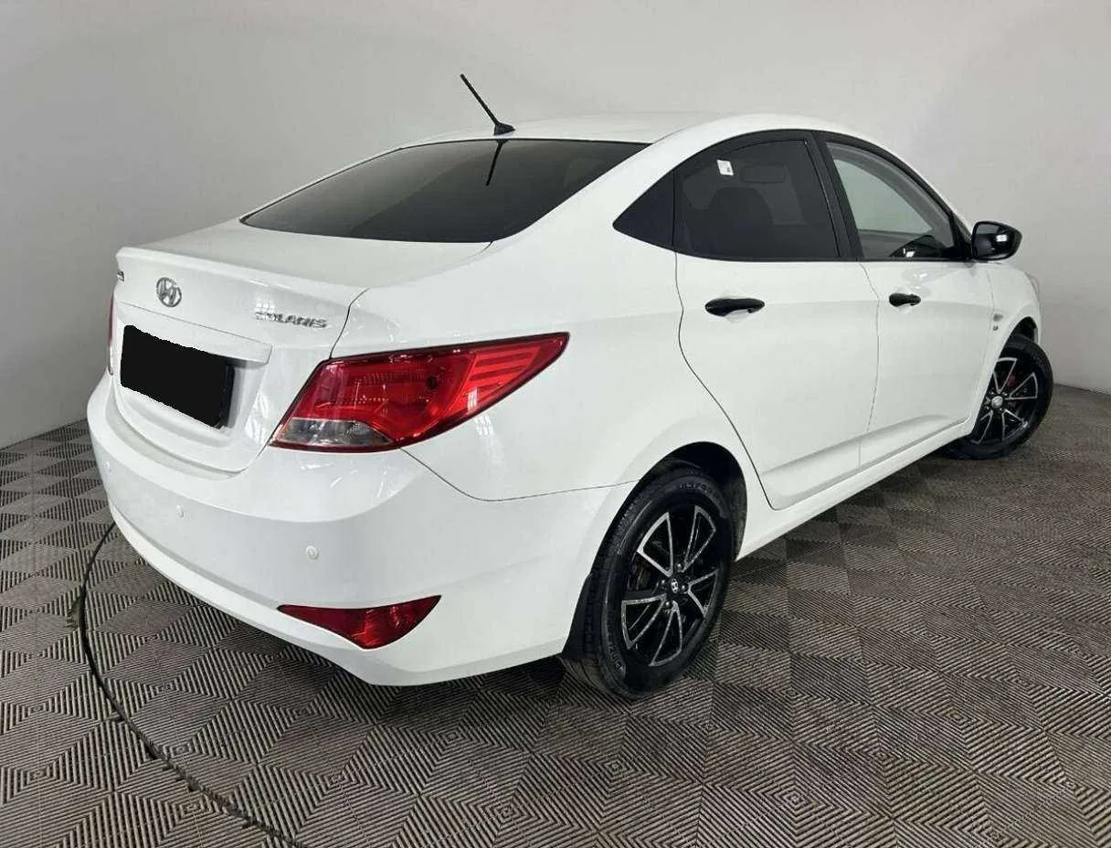 Hyundai Solaris