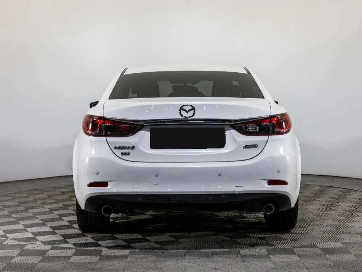Mazda 6