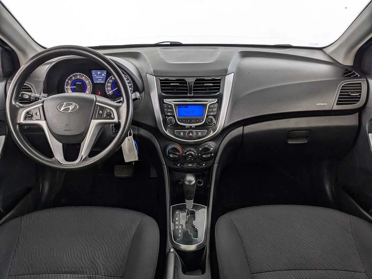 Hyundai Solaris