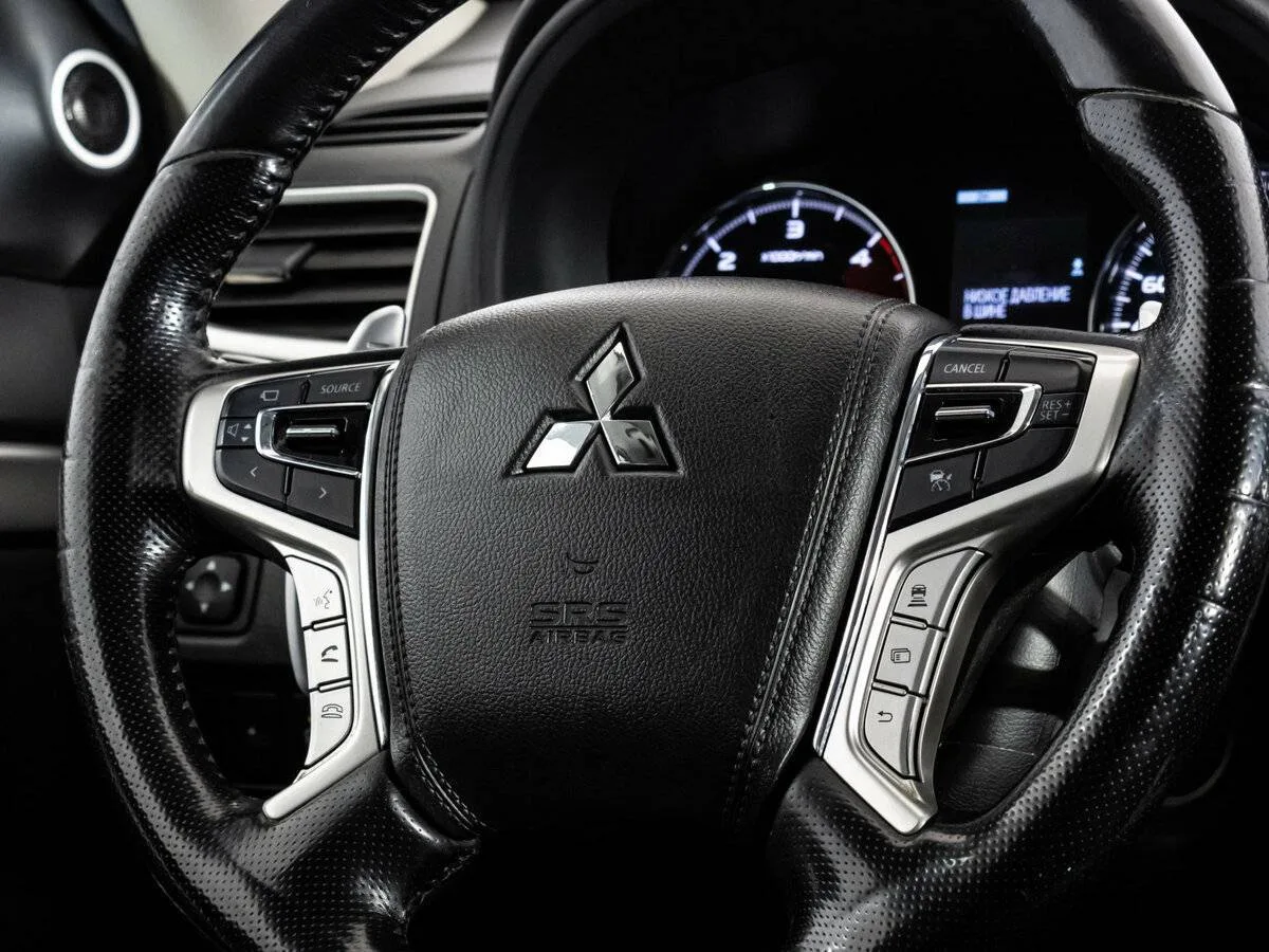 Mitsubishi Pajero Sport