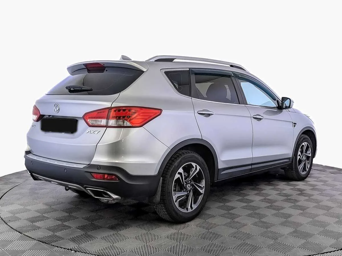Dongfeng AX7