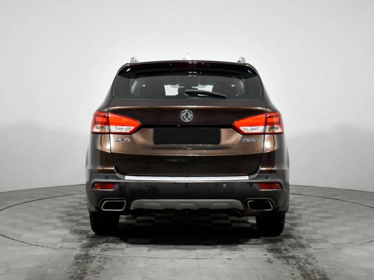 Dongfeng AX7