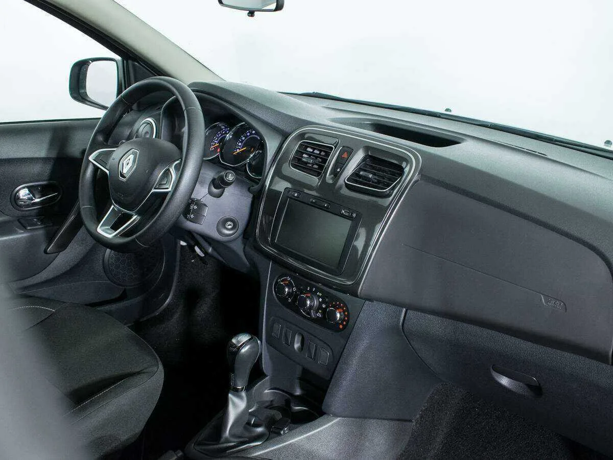 Renault Logan