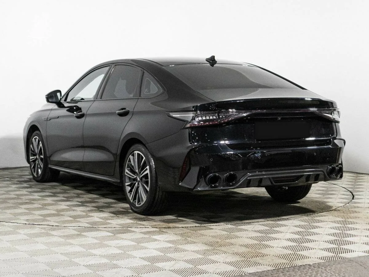 Chery Arrizo 8