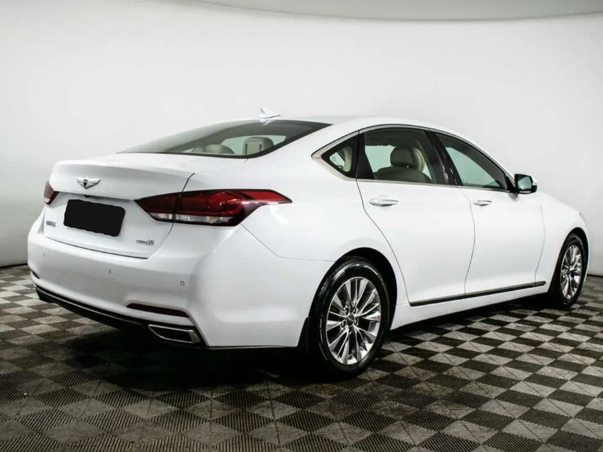 Hyundai Genesis