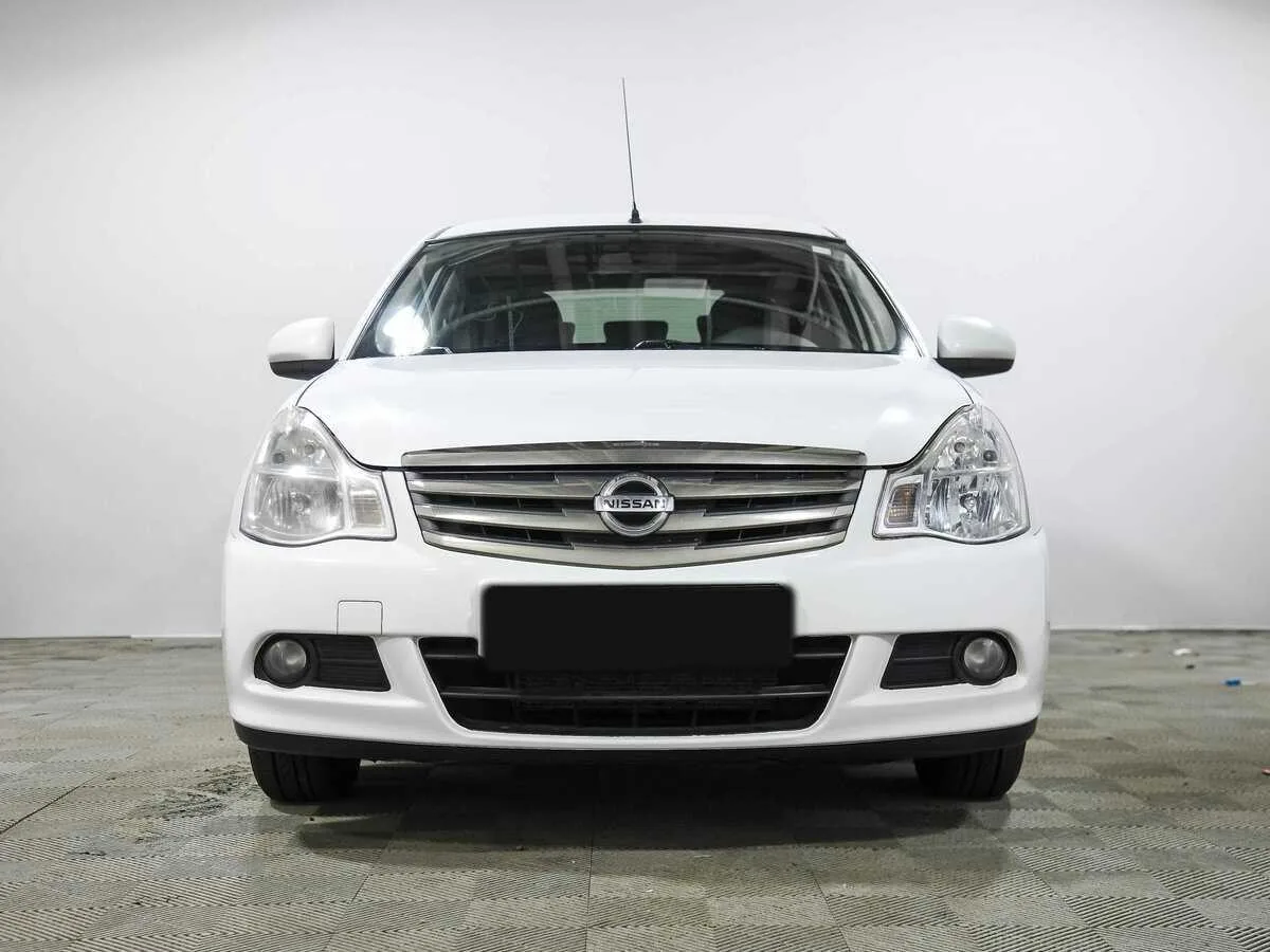 Nissan Almera