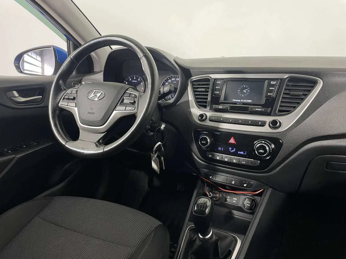 Hyundai Solaris