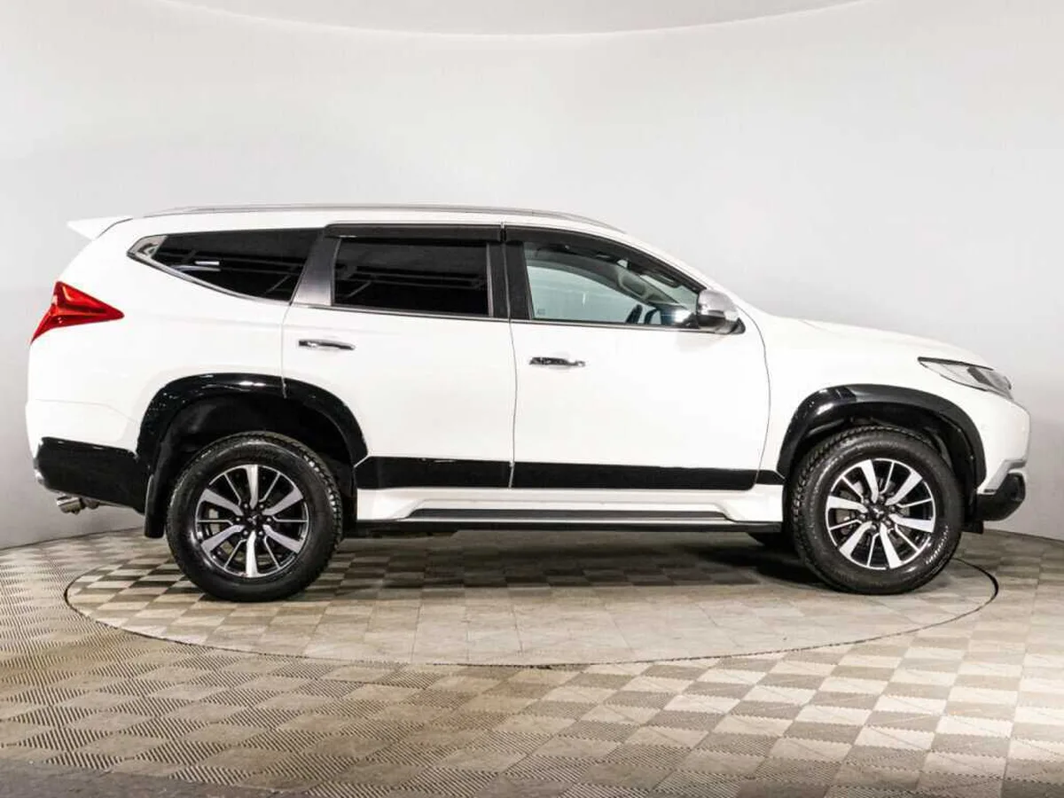 Mitsubishi Pajero Sport