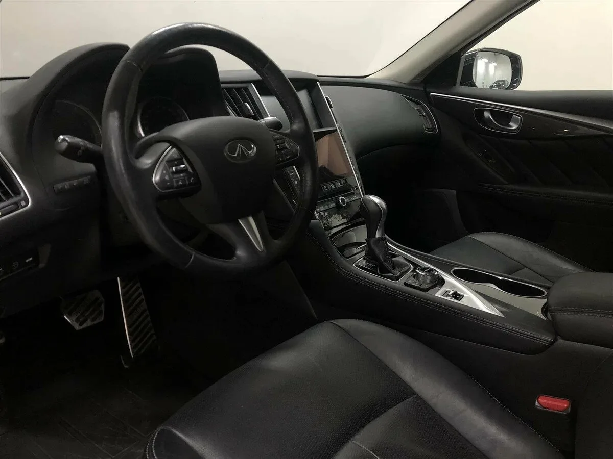 Infiniti Q50