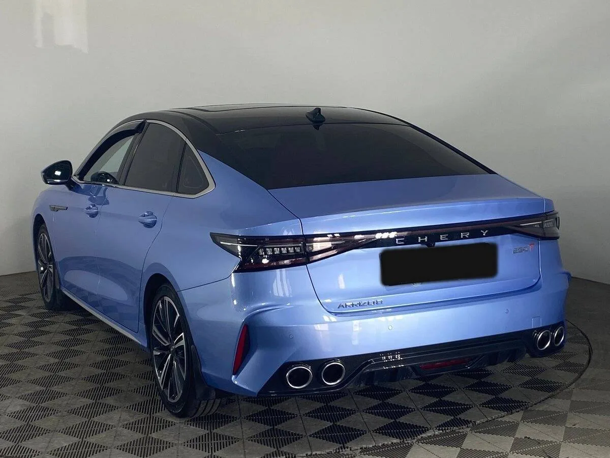 Chery Arrizo 8