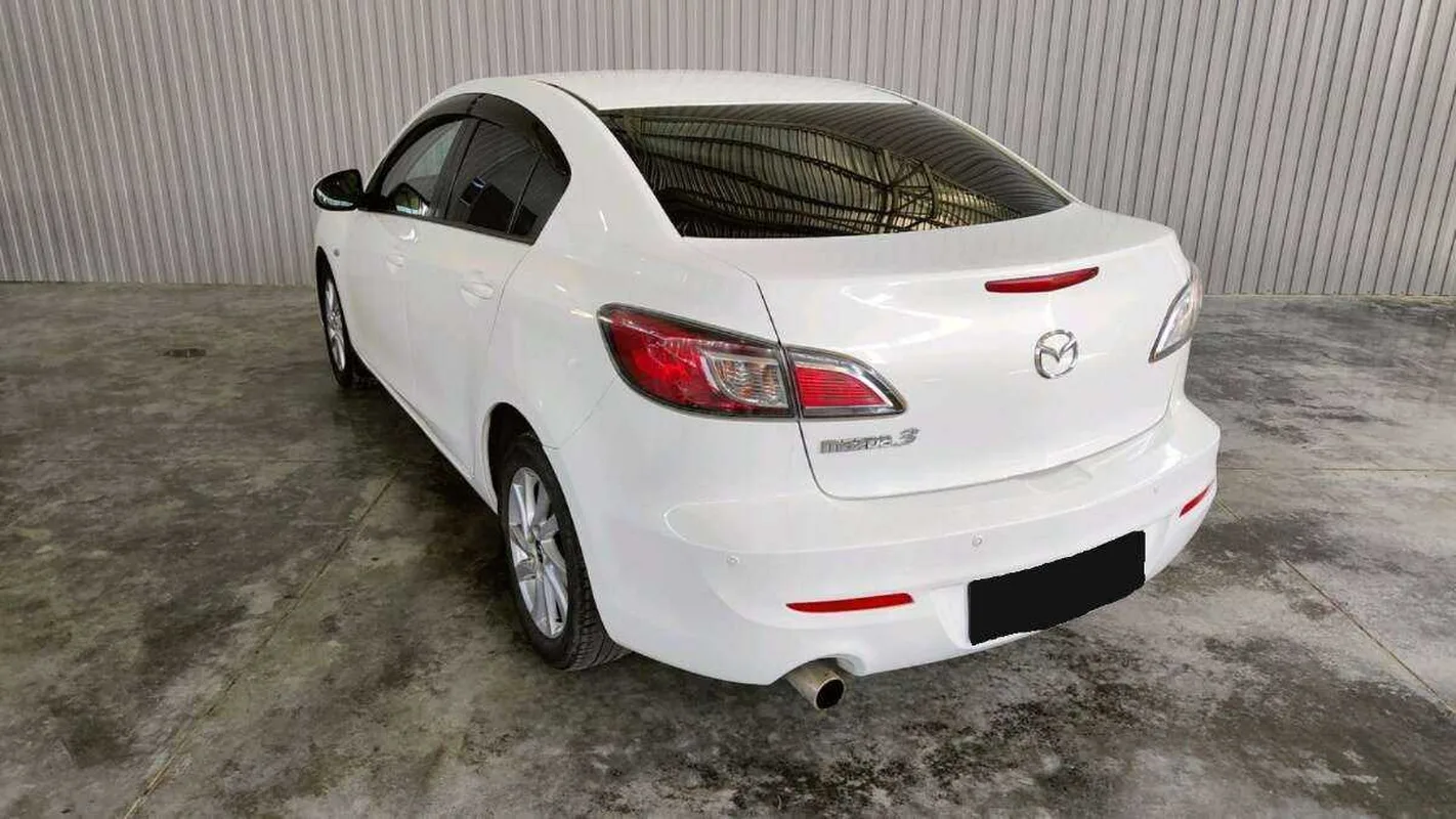 Mazda 3