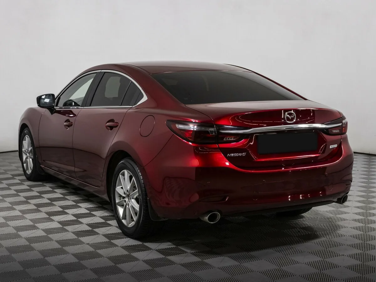 Mazda 6