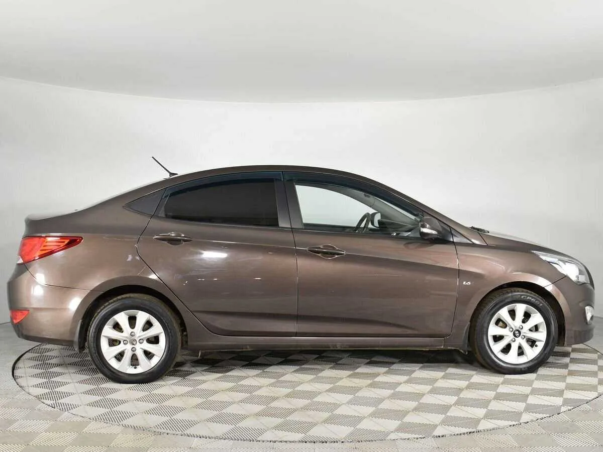 Hyundai Solaris