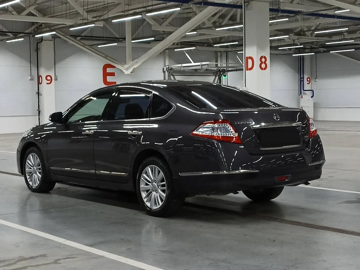 Nissan Teana