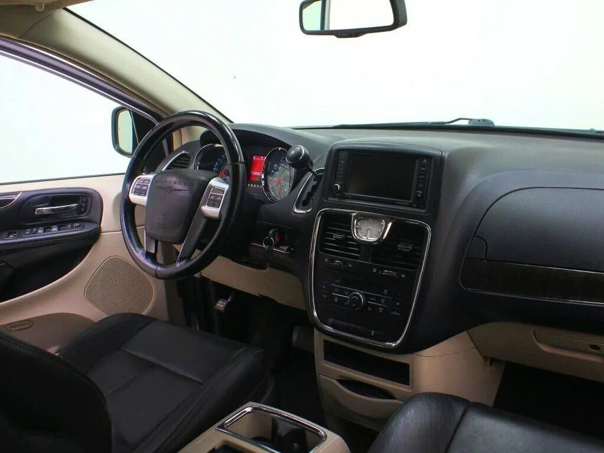 Chrysler Voyager