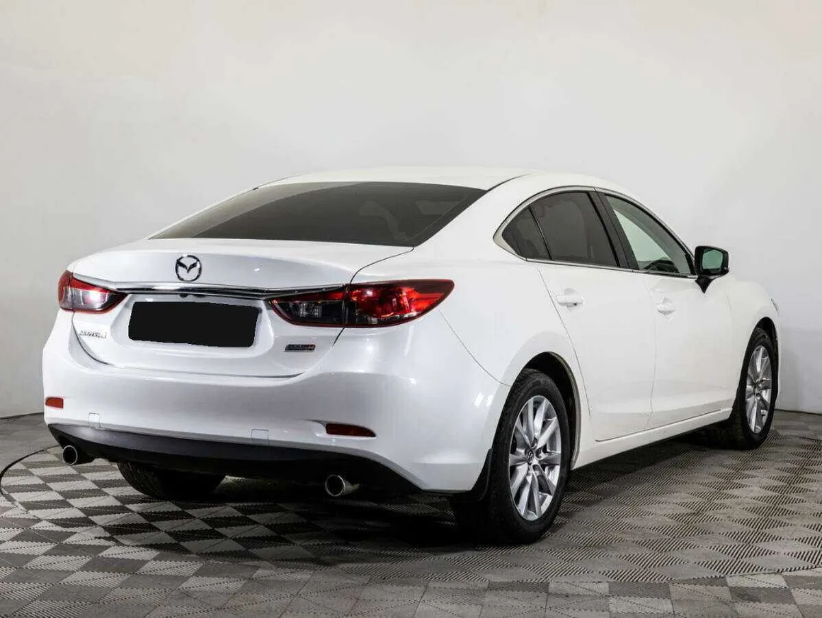 Mazda 6