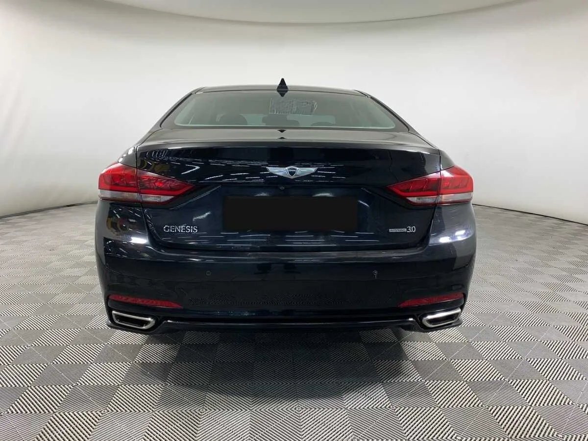 Hyundai Genesis
